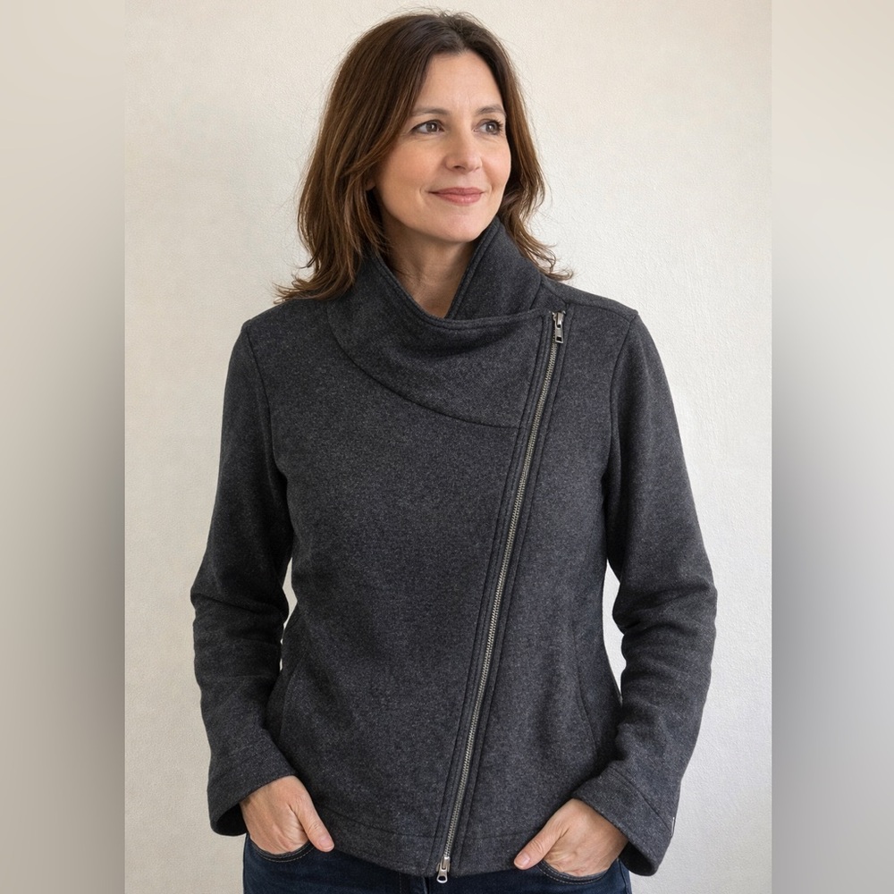 EILEEN FISHER like new. Never worn.  MOTO Wool Zipper Split Neck Gray Jacket